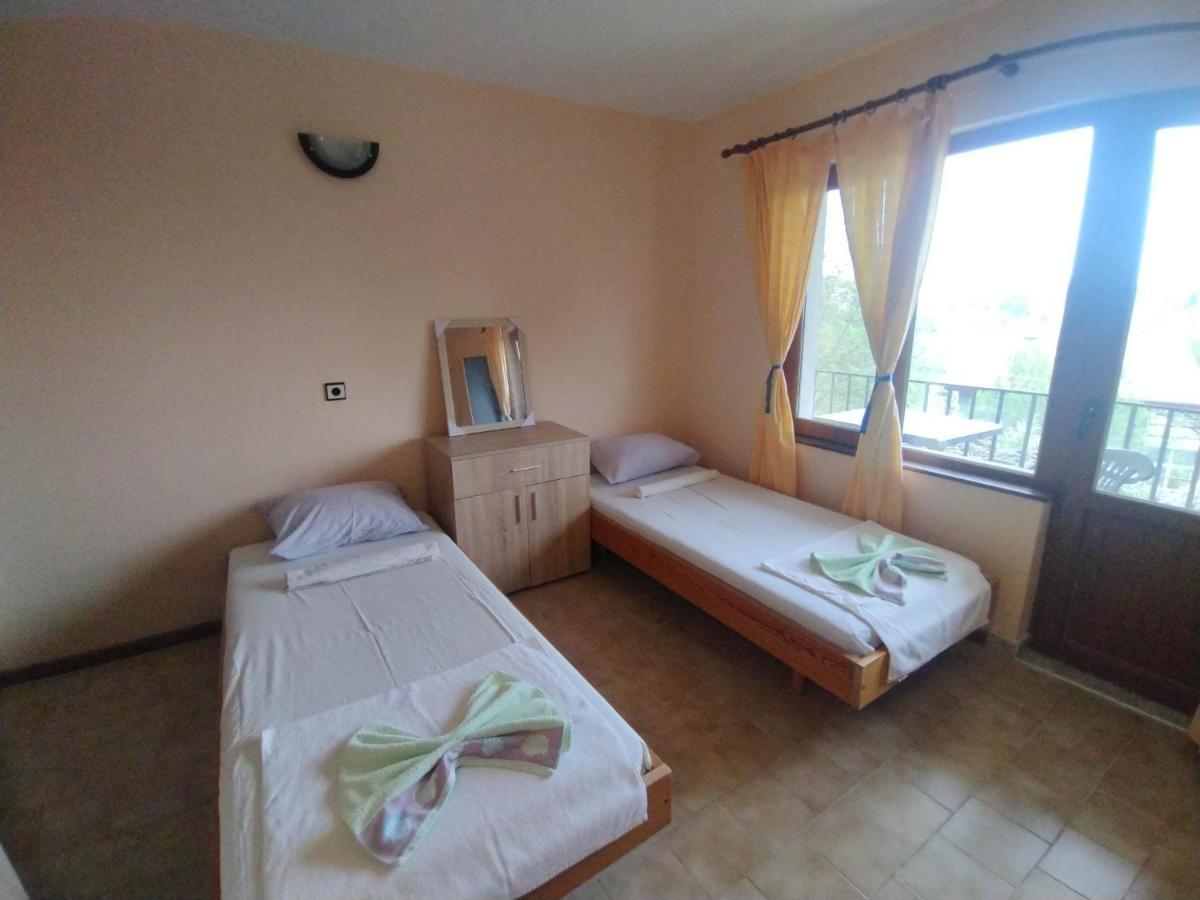 Prostor Guest House Бяла Екстер'єр фото