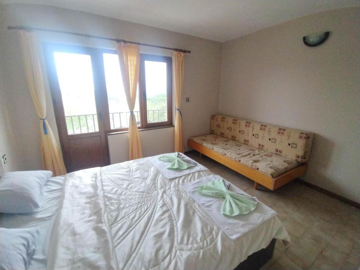 Prostor Guest House Бяла Екстер'єр фото