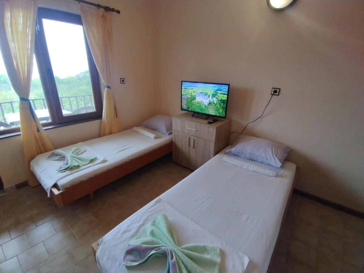 Prostor Guest House Бяла Екстер'єр фото